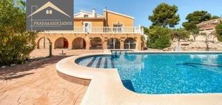 Chalet en Juan XXIII. Magnifico chalet independiente