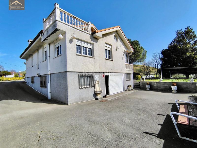 Foto 2b6fcf41-13ea-4995-a3a9-cab0859ea576. Xalet amb aparcament a Suances