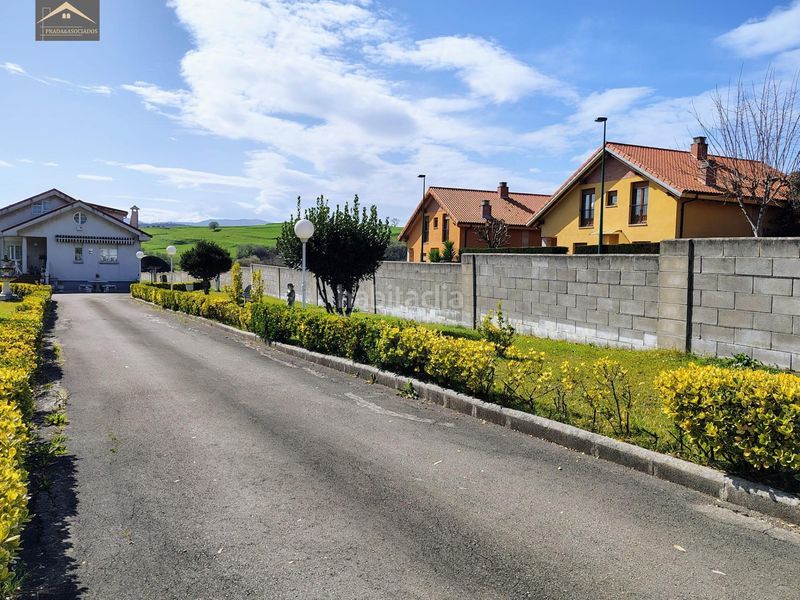 Foto 303931b1-adb5-43d6-8b56-8e0cbcff37cd. Xalet amb aparcament a Suances