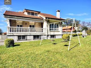 Xalet a Suances. Chalet individual en hinojedo.