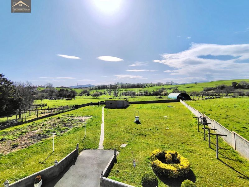 Foto 8e0f730e-dfe4-4911-886a-c6379041225d. Xalet amb aparcament a Suances