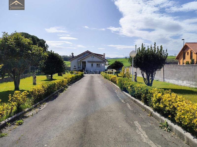 Foto cb61c12e-8dbb-4f54-9195-b64b9b6824c2. Xalet amb aparcament a Suances