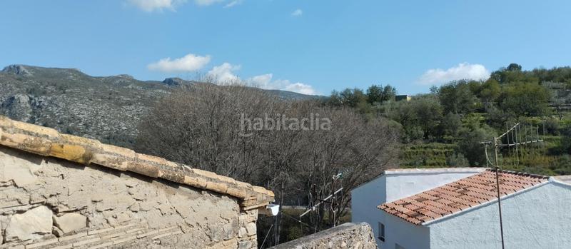 Foto 4eb1f44e-785d-4f00-929f-8cb3df0f4b9d. Casa  de pueblo con patio en Vall de Gallinera (La)