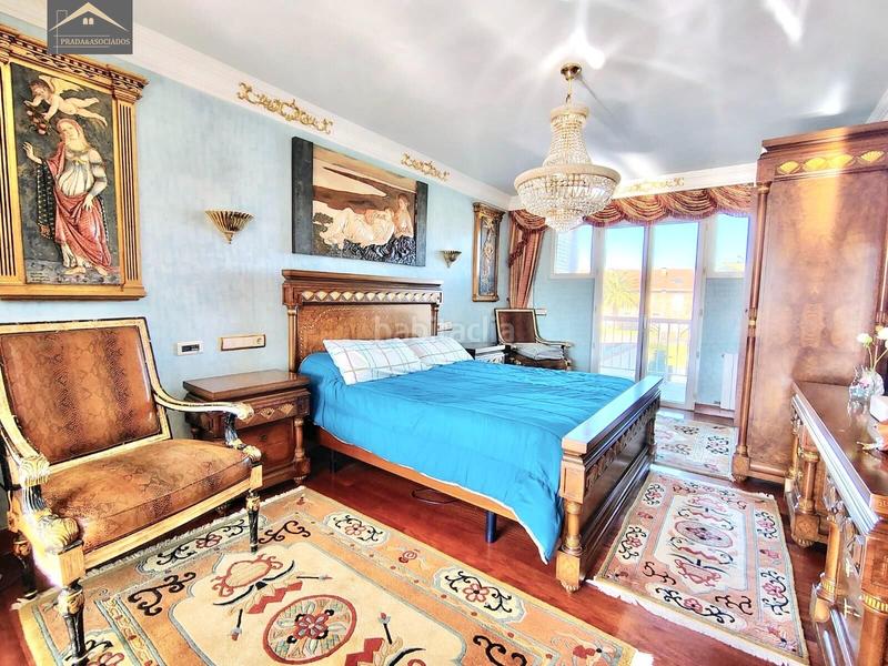 Foto 5225f070-87b3-491b-9620-9656711ee179. Casa bifamiliare con riscaldamento parcheggio piscina in Santa Cruz de Bezana