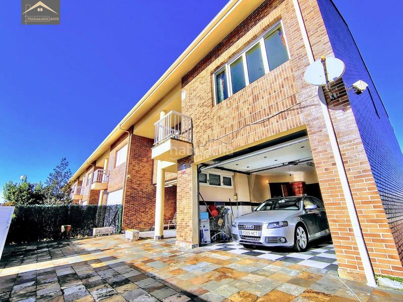 Foto 593b01a3-b889-454f-8765-727cc87cc893. Casa bifamiliare con riscaldamento parcheggio piscina in Santa Cruz de Bezana