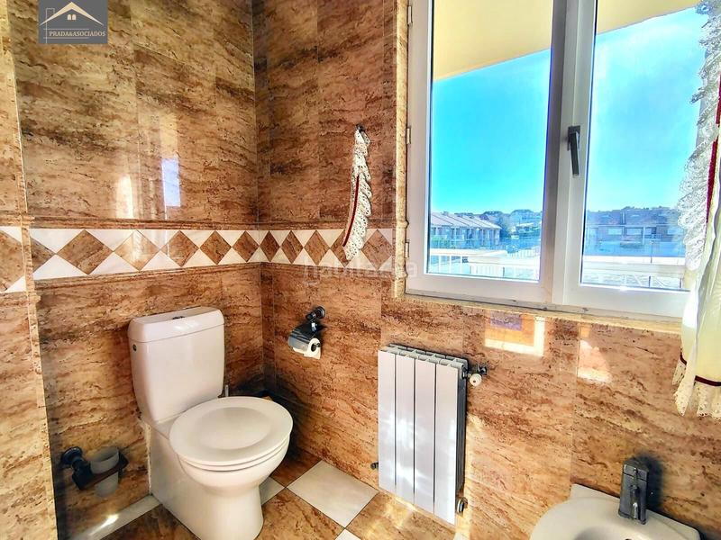 Foto 8de4e612-c88f-4ed2-97da-69664ecbe33d. Casa bifamiliare con riscaldamento parcheggio piscina in Santa Cruz de Bezana