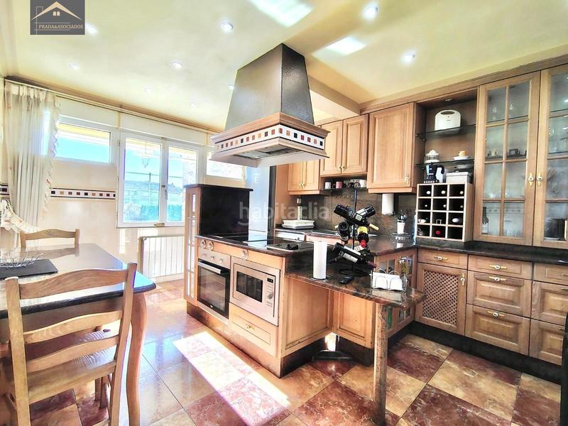 Foto ab3a8105-ade7-4224-8948-b36431888990. Casa bifamiliare con riscaldamento parcheggio piscina in Santa Cruz de Bezana