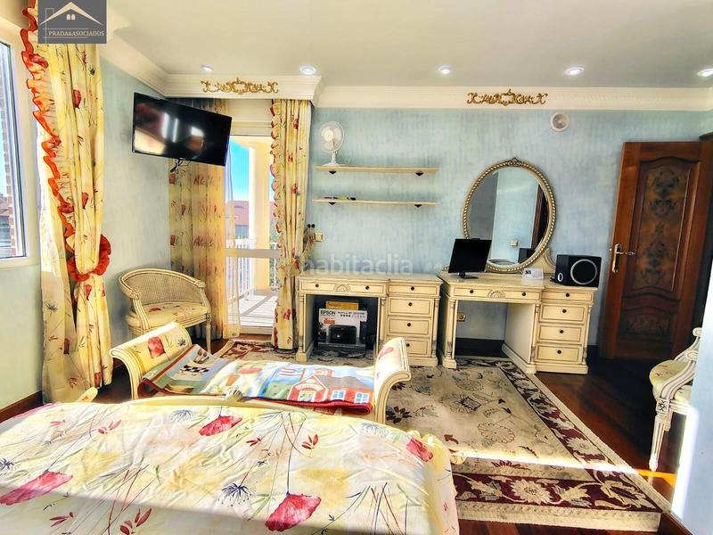 Foto b424e8e2-e4a8-4183-aa91-16056f251ead. Casa bifamiliare con riscaldamento parcheggio piscina in Santa Cruz de Bezana