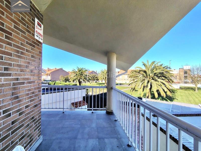 Foto c5939504-9219-4051-a725-61394c0c5a0e. Casa bifamiliare con riscaldamento parcheggio piscina in Santa Cruz de Bezana