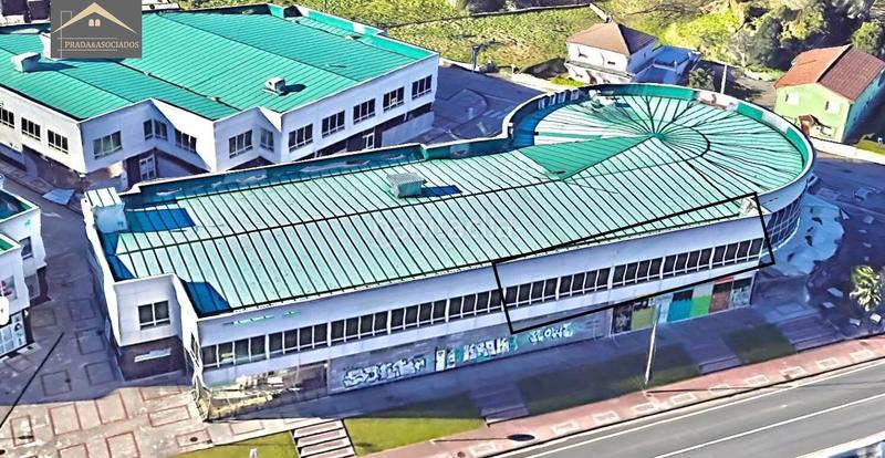 Foto 0947e069-d24d-4a9e-b178-705f4ff7803e. Business premise in Revilla Camargo