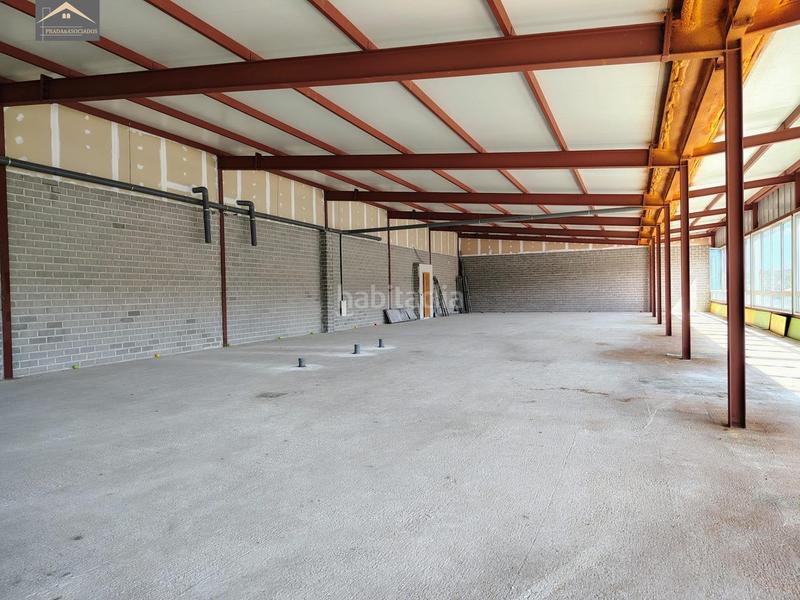 Foto d6ee68bb-56b6-4a44-89c2-1de7db4ab2fb. Business premise in Revilla Camargo