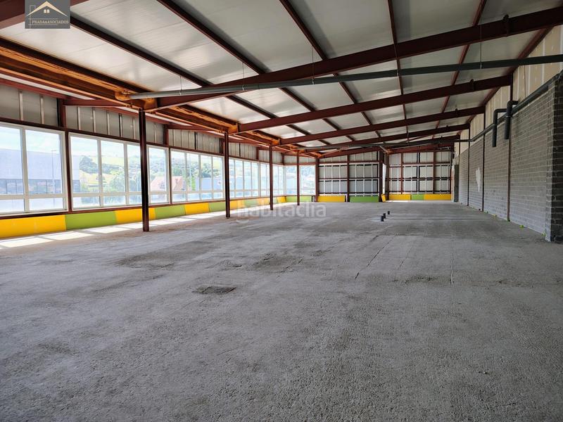 Foto 44c41379-e8e8-4f1c-b3ec-d08ca2ecdc98. Local comercial a Revilla Camargo