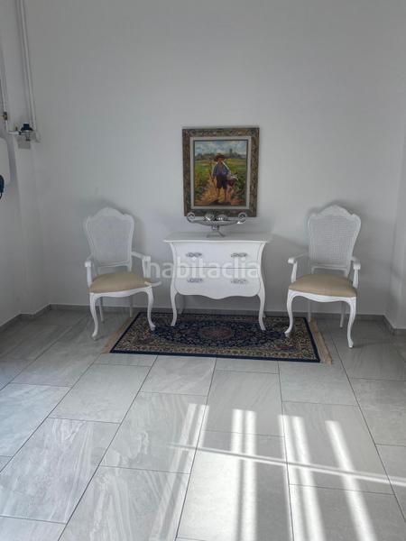 Foto 267029f2-abf4-4cf3-942b-49eb92e07da7. House with heating parking in Pego