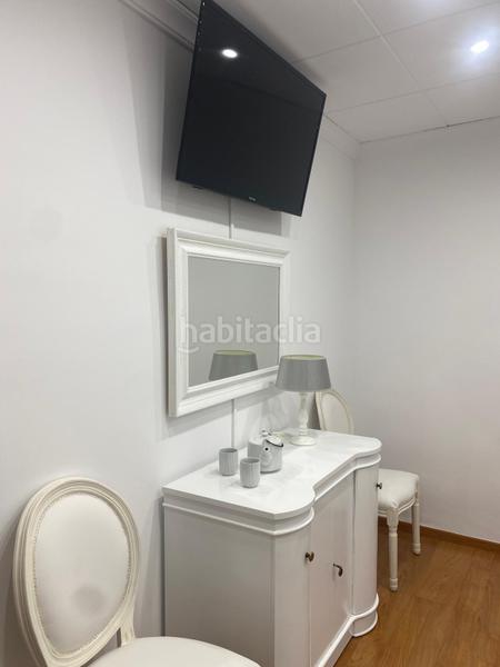 Foto 52d46eb6-3a99-48d7-8b32-97703794bc77. House with heating parking in Pego