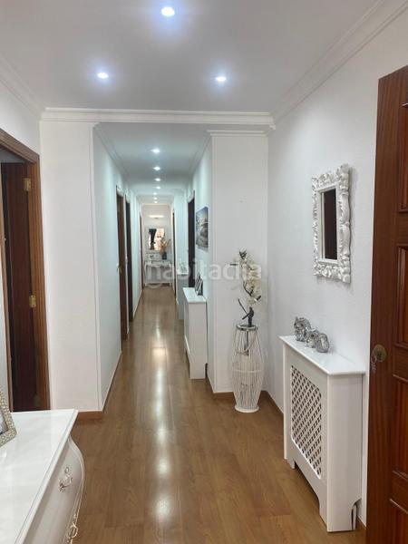 Foto 8804f700-3000-4993-b0dc-e84e209a5ccf. House with heating parking in Pego