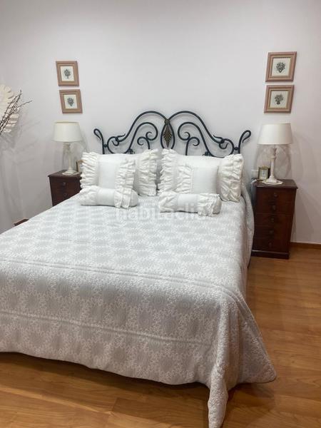 Foto 891c19fe-c078-45fe-8a2d-f321e8a13505. House with heating parking in Pego