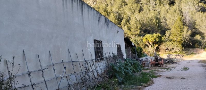 Foto 1efdce93-b5c3-44a4-a6d3-b8654b6842e6. Finca rústica  con nave y casa de aperos en adsubia en Atzúbia (L´)