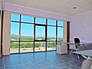 Affitto Ufficio in Pego. Amplia oficina en alquiler  pego, zona industrial