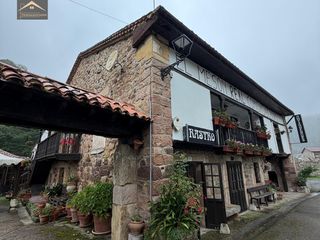 Haus in Valdáliga. Se vende vivienda con negocio en barrio la plaza treceñovaldálig