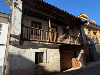 Bauernhof in Cabezón de la Sal. Casa montañesa en barrio la pesa, cabezon de la sal