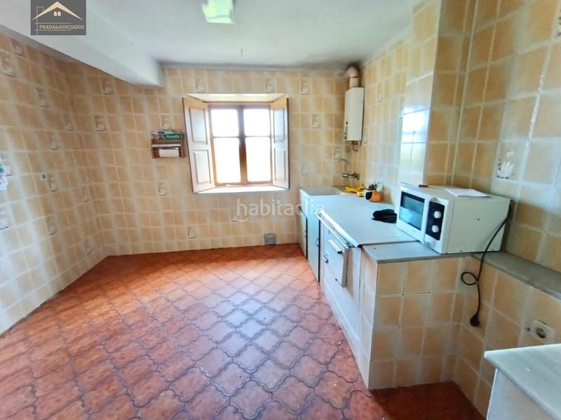 Foto b9acb3c4-1d02-4d86-b36a-7cfad601820d. Masia amb aparcament a Ajo Bareyo