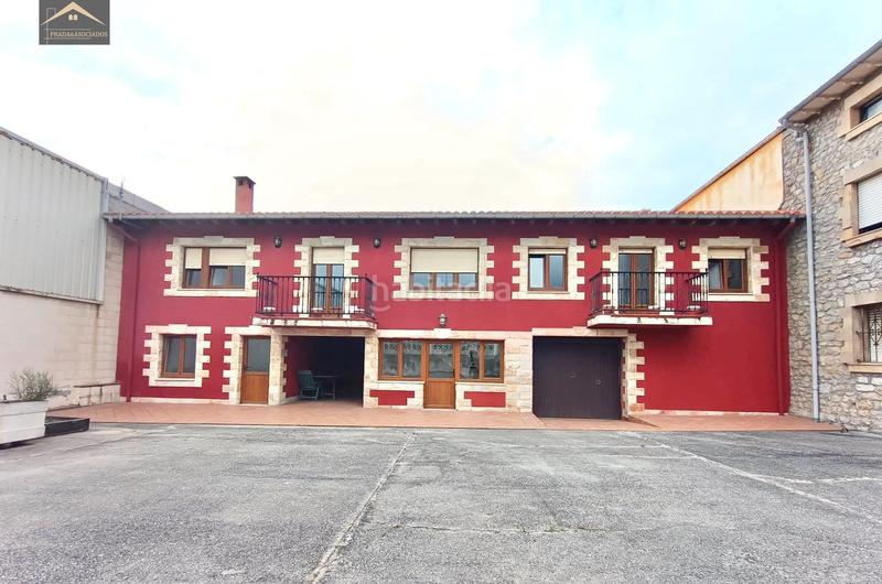 Foto 12f50e46-05ca-4e59-ab54-31d3b13e04e7. Casa aparellada amb calefacció aparcament a Cuchía Miengo