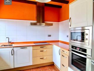 Casa pareada en Cuchía. Chalet reformado en cuchia.