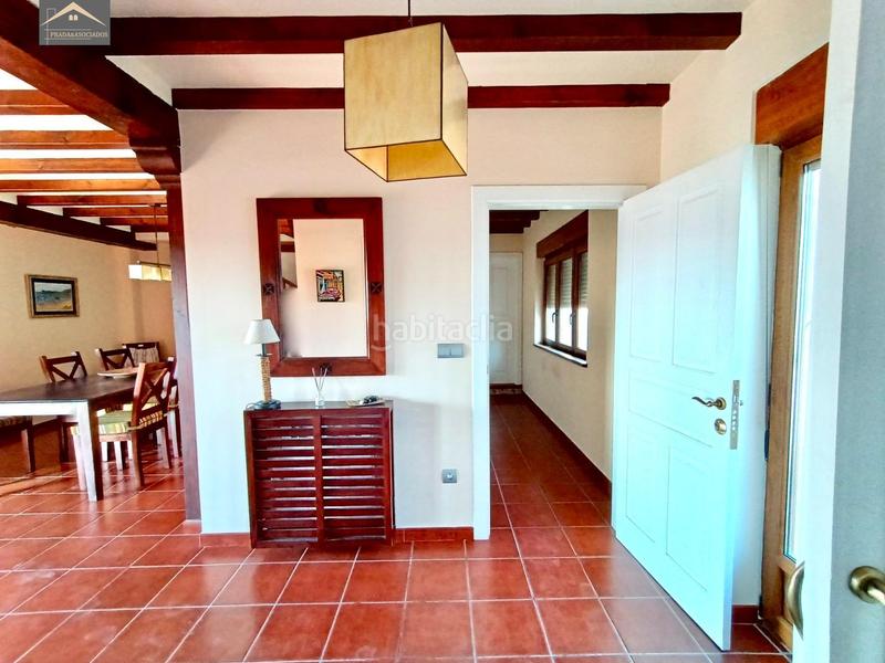 Foto 3f40f7df-2908-4a40-9f03-552694a47221. Casa aparellada amb calefacció aparcament a Cuchía Miengo