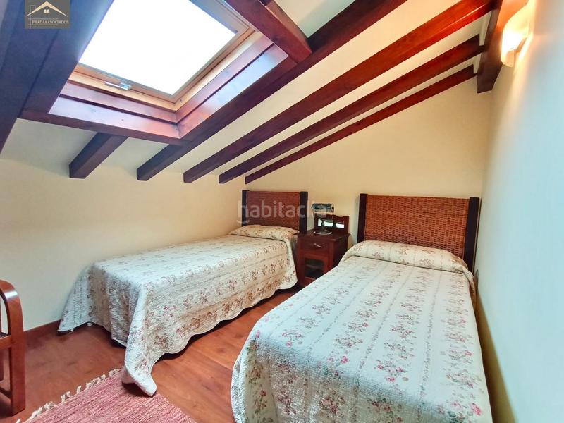 Foto 945eca02-d0f3-4331-b53c-928022e76706. Casa aparellada amb calefacció aparcament a Cuchía Miengo