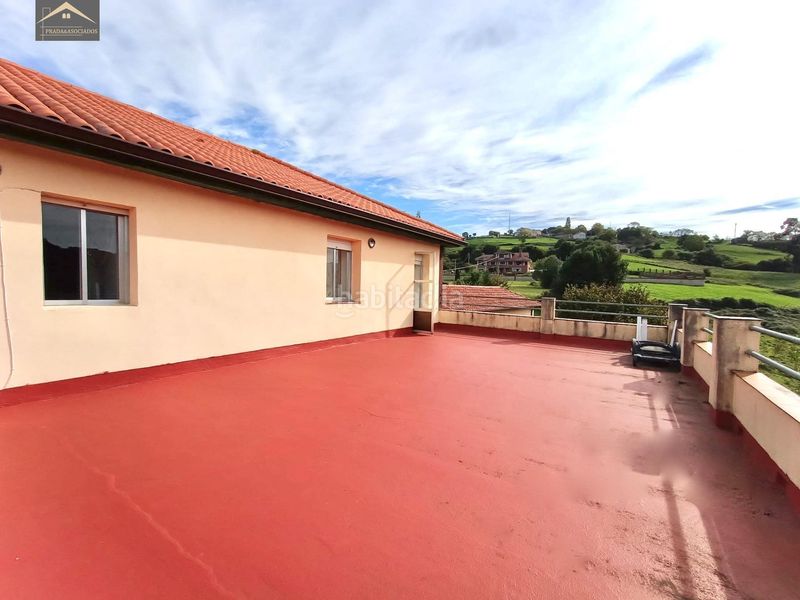 Foto 27207d90-07af-4c39-a6e5-740854c92d21. Xalet amb calefacció aparcament a El Callejo - La Pesquera - La Arenosa Laredo