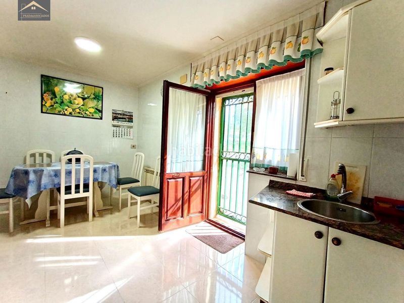 Foto 94e96490-fc30-43e5-8de0-102f412cddf1. Xalet amb calefacció aparcament a El Callejo - La Pesquera - La Arenosa Laredo