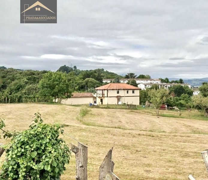 Foto c6c4cb17-df78-4d50-8632-c8ded4861ca2. Xalet amb calefacció aparcament a El Callejo - La Pesquera - La Arenosa Laredo