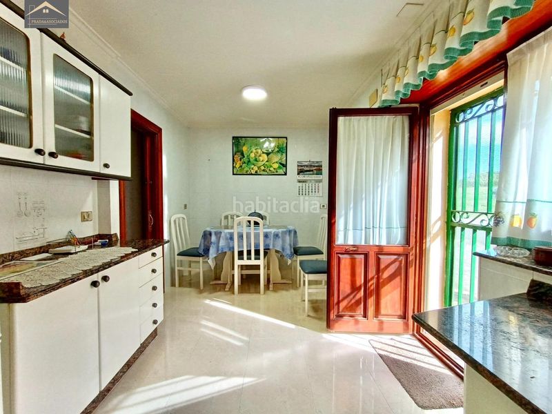 Foto e93fc512-0f3a-44fe-89b2-72f34eb1bf31. Xalet amb calefacció aparcament a El Callejo - La Pesquera - La Arenosa Laredo