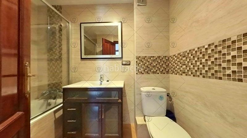 Foto bb485c2d-4b43-4642-8ad9-80f5b346ac35. Flat with parking in Isla Chica Huelva