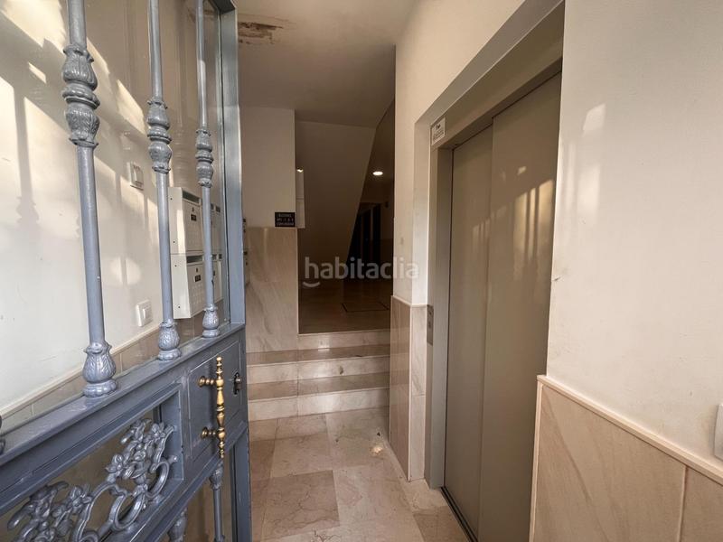 Foto cbaae4fb-73f2-4445-8ade-4aad2ce98117. Appartamento in Parque Alcosa Sevilla