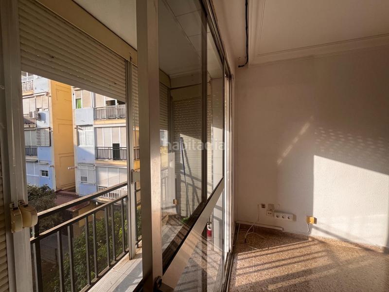 Foto d3bf4b35-0b2b-4ff2-b029-266f9359cf27. Appartamento in Parque Alcosa Sevilla