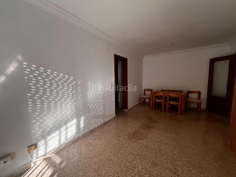 Foto 4c3ffd7f-f1f5-451c-9259-6e701ae74a4f. Appartement dans Parque Alcosa Sevilla
