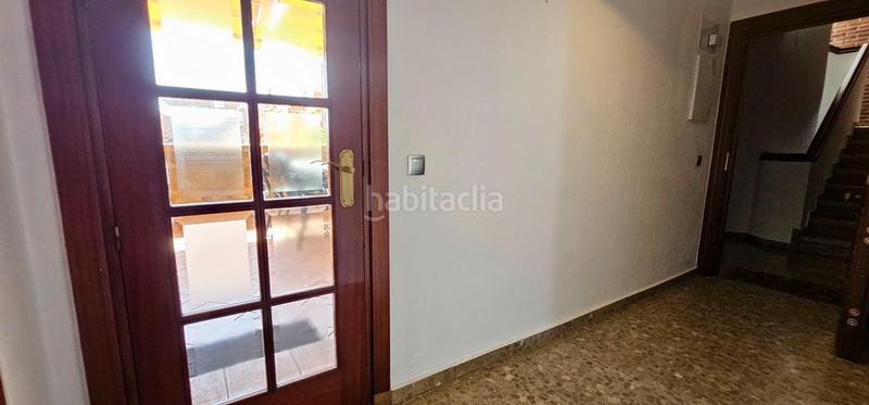 Foto c3ee0991-2dec-4155-8d45-f0804733b095. Location appartement avec chauffage parking piscine dans Tomares