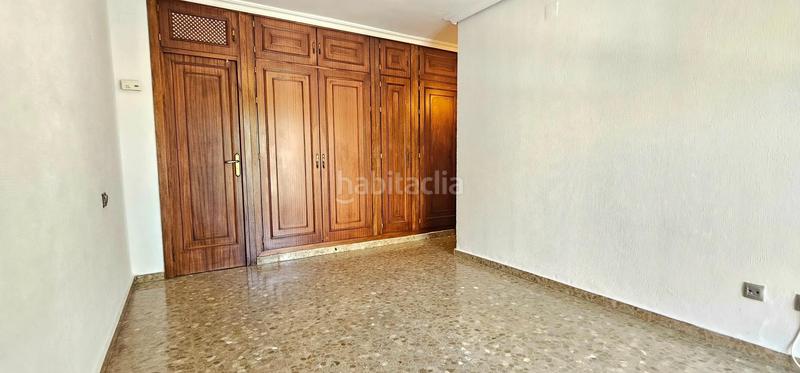 Foto d15ea545-d26d-445f-b3df-aec82f1481ac. Location appartement avec chauffage parking piscine dans Tomares