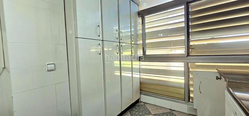 Foto d6d38cf8-f1da-4fde-bd00-19d56ad77a87. Location appartement avec chauffage parking piscine dans Tomares