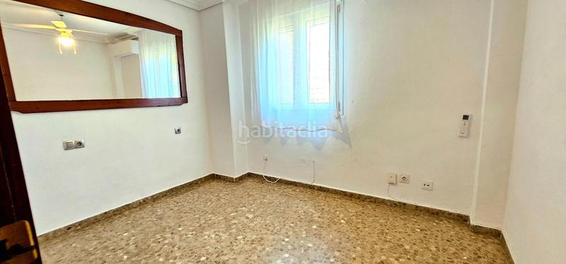Foto e9836eb0-86a5-4613-aaff-8a9426daf95b. Location appartement avec chauffage parking piscine dans Tomares