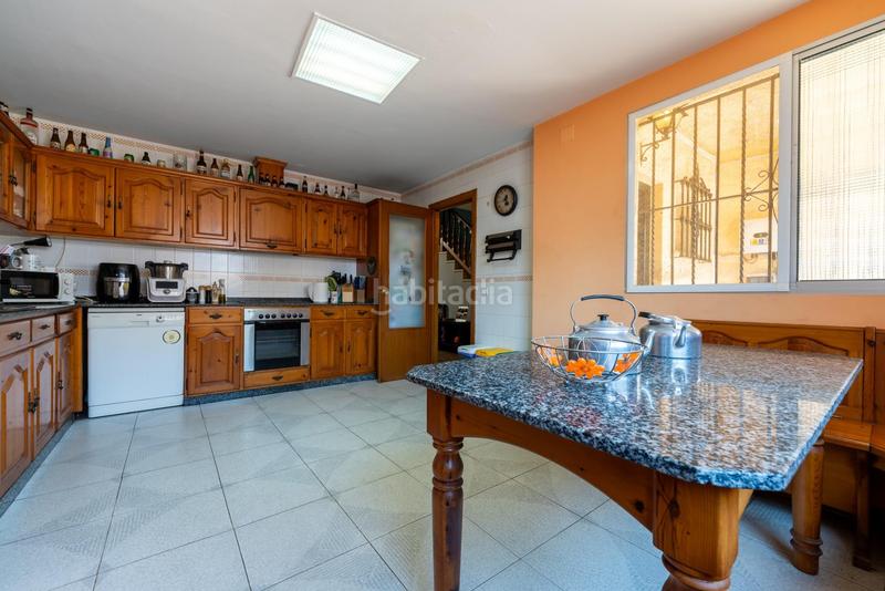 Foto 9daaada6-fdd2-4009-93ee-78c3cdde1c3d. Casa a schiera in Condequinto Montequinto