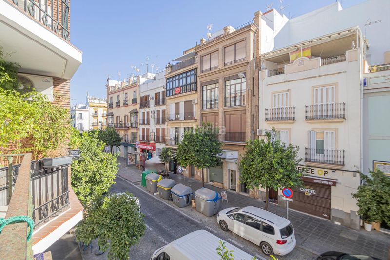 Foto 31c8c558-7c20-4465-945d-7274ff3302ab. Casa adossada a Triana Casco Antiguo Sevilla