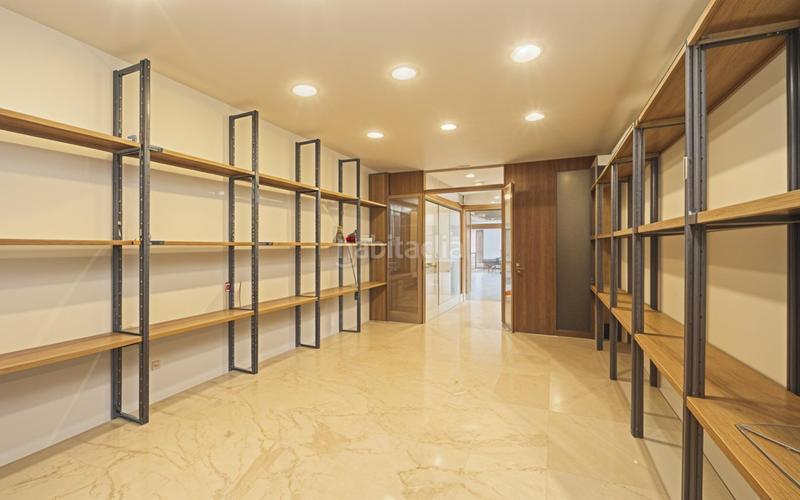 Foto 80052100-9ea5-4e30-b5f8-877ab4a2132f. Casa adosada edificio en venta en triana, altozano en Sevilla