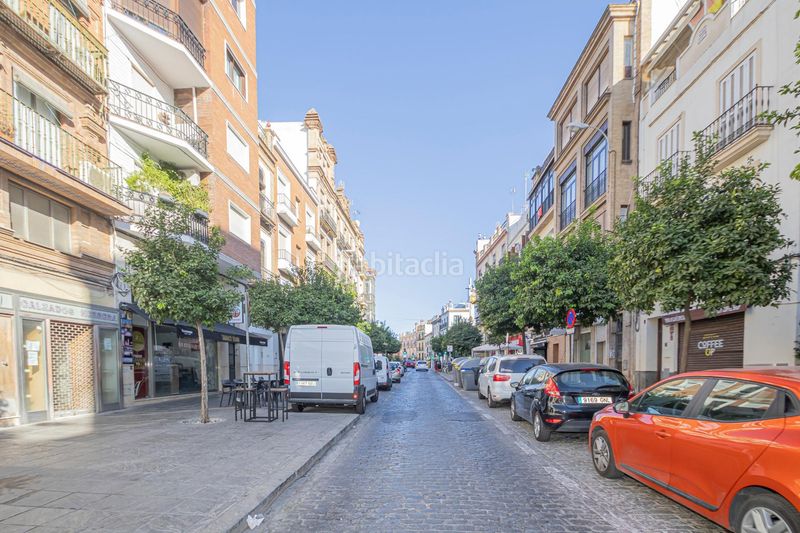 Foto afaa73cb-620a-40c5-8c90-9a0d49b2e309. Casa adossada a Triana Casco Antiguo Sevilla