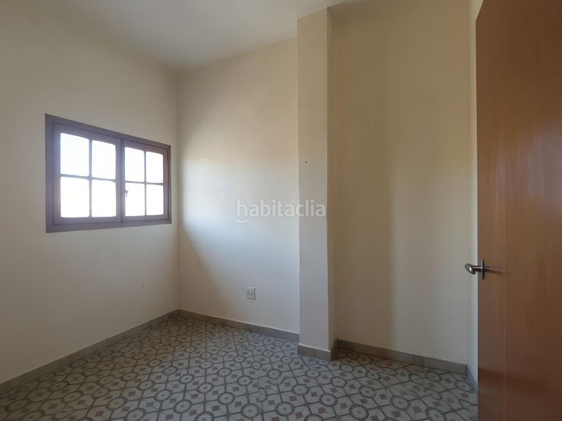 Foto b5f37f3e-dbfe-48c3-bb9b-789f575ee5c5. Casa adossada a Triana Casco Antiguo Sevilla