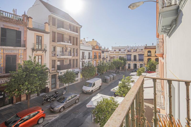 Foto c493ad4c-6449-4a32-805d-a79c24b86e68. Casa adossada a Triana Casco Antiguo Sevilla