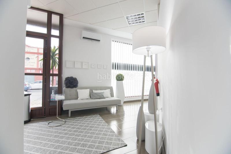 Foto 327af23b-10ad-4240-a229-fdd4dd4a1478. Lloguer local comercial a Umbrete