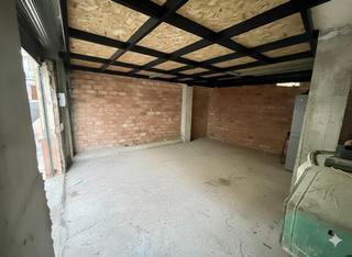 Local Comercial a Calle Laguna de maestre