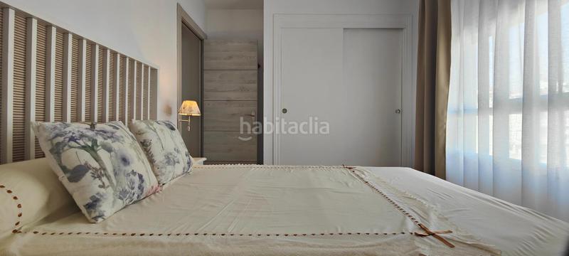 Foto 353f8d8e-2de0-4cea-af41-036cb8df9b2b. Àtic amb piscina a El Portil